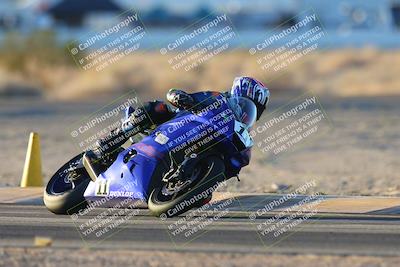 media/Nov-17-2024-CVMA (Sun) [[1fec520723]]/Race 18-Supersport Middleweight/